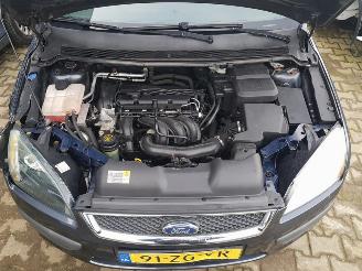 Ford Focus Wagon 1.6-16V Ghia picture 11