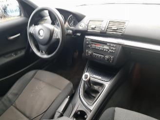 BMW 1-serie 116i High Executive picture 11