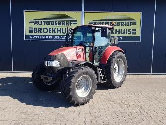 Vaurioauto  machines Case  IH FARMALL 105U 2013/6