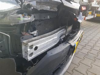 Toyota C-HR 2.0 Hybrid TeamNL picture 12