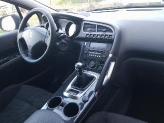 Peugeot 3008 1.6 THP Première picture 15