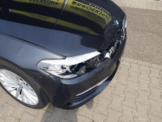 BMW 5-serie Touring 520d Executive picture 21