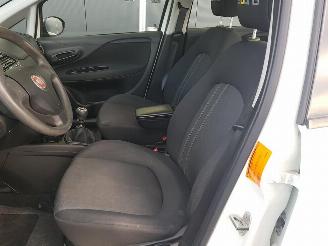 Fiat Punto Evo 0.9 TwinAir Young picture 14