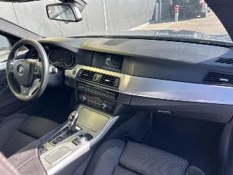 BMW 5-serie Touring 520i picture 18