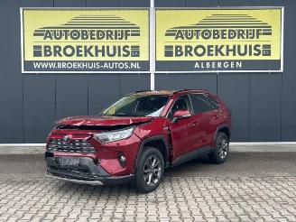 Salvage car Toyota Rav-4 RAV4 (A5), Terreinwagen, 2018 2.5 Hybrid 16V 2021/5