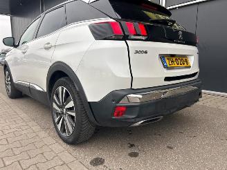Peugeot 3008 1.6 PureTech GT Line picture 13