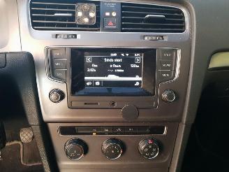 Volkswagen Golf 1.2 TSI Trendline picture 17