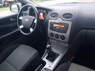 Ford Focus Wagon 1.6 Comfort picture 16