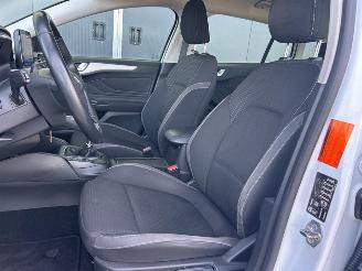 Ford Focus Wagon 1.0 EcoBoost Trend Edition Business picture 17