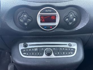 Renault Twingo 1.5 dCi Dynamique picture 21
