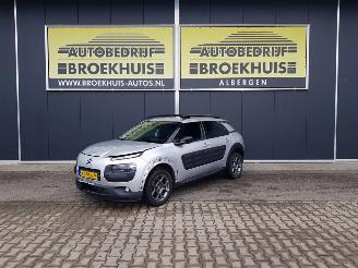 uszkodzony samochody osobowe Citroën C4 cactus 1.2 PureTech Shine 2016/11