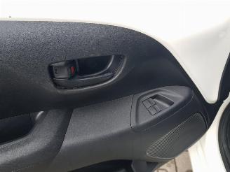 Peugeot 108 1.0 e-VTi Active picture 22