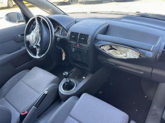 Audi A2 A2 (8Z0), Hatchback, 2000 / 2005 1.4 16V picture 13