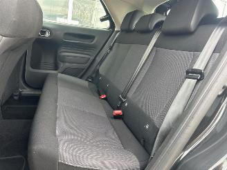 Citroën C4 cactus 1.6 e-HDi Feel AUTOMATIC picture 13