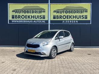 Schadeauto Kia Venga 1.6 CVVT First Edition 2015/3