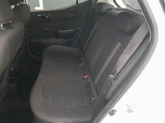 Hyundai I-10 1.0 Comfort picture 17
