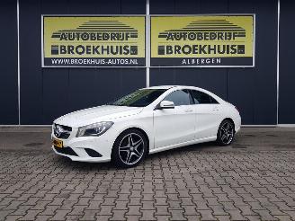 damaged passenger cars Mercedes Cla-klasse 180 BlueEFF. Ambition 2014/9