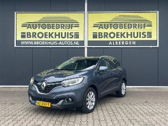 krockskadad bil auto Renault Kadjar 1.2 TCe Intens 2017/4