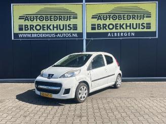 Sloopauto Peugeot 107 107, Hatchback, 2005 / 2014 1.0 12V 2011/10