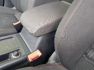 Volkswagen Golf 1.6 TDI Comfortline SOUND-Edition picture 25