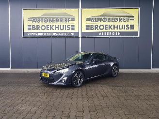 damaged passenger cars Toyota  GT86 2.0 D-4S 2013/2