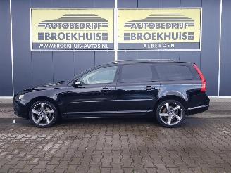 Volvo V-70 2.4 D5 Momentum picture 2
