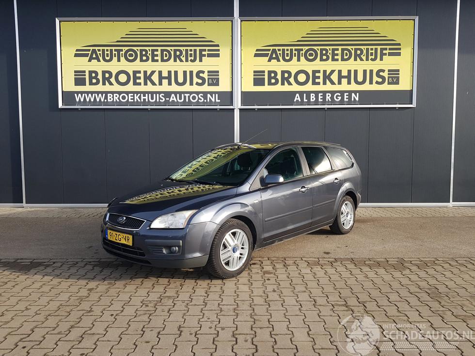 Ford Focus Wagon 1.6-16V Ghia