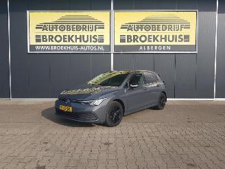 uszkodzony samochody osobowe Volkswagen Golf 1.5 TSI Style 2022/8