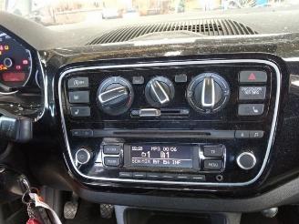 Volkswagen Up! Up! (121), Hatchback, 2011 1.0 12V 75 picture 12