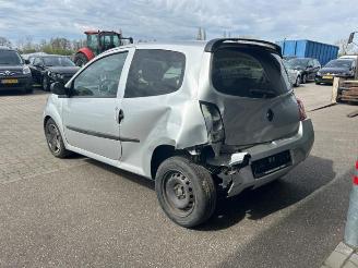 Renault Twingo Twingo II (CN), Hatchback 3-drs, 2007 / 2014 1.2 16V picture 3