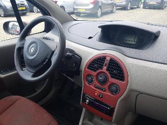 Renault Modus 1.2-16V Dynamique Luxe picture 11