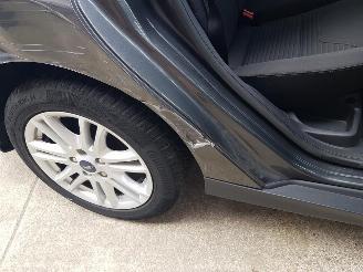 Ford Focus Wagon 1.0 Trend picture 12