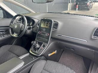 Renault Scenic 1.3 TCe Limited picture 19