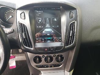 Ford Focus Wagon 1.0 EcoBoost Trend picture 14