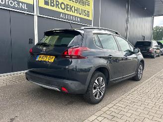 Peugeot 2008 1.2 PureTech Allure picture 7