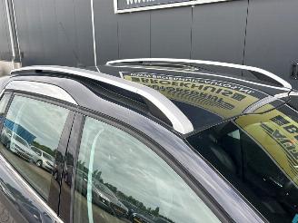Peugeot 2008 1.2 PureTech Allure picture 25