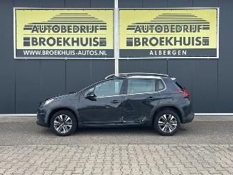 Peugeot 2008 1.2 PureTech Allure picture 2