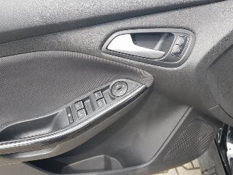 Ford Focus 2.0 TDCI Titanium picture 13