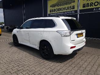 Mitsubishi Outlander 2.0 PHEV instyle picture 8