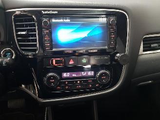 Mitsubishi Outlander 2.0 PHEV instyle picture 17