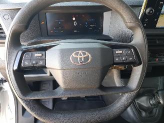 Toyota Proace Worker 1.5 D-4D L2 Navigator picture 18