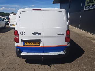 Toyota Proace Worker 1.5 D-4D L2 Navigator picture 5