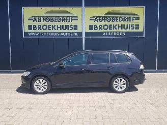Volkswagen Golf 1.6 TDI Highline DSG picture 2