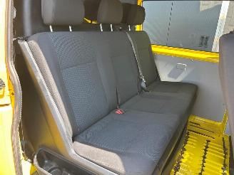 Volkswagen Transporter 2.0 TDI L2H1 DC Comfortline Plus picture 18