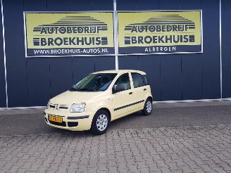 Damaged car Fiat Panda 1.2 Active 2010/5