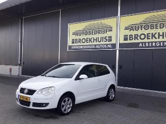 Auto da rottamare Volkswagen Polo Polo IV (9N1/2/3), Hatchback, 2001 / 2012 1.2 12V 2009/5