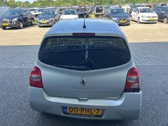 Renault Twingo Twingo II (CN), Hatchback 3-drs, 2007 / 2014 1.2 16V picture 4