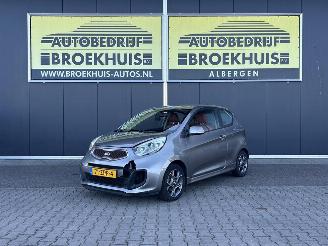 uszkodzony samochody osobowe Kia Picanto 1.0 CVVT ISG Design Edition 2013/1