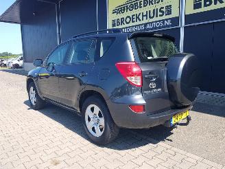 Toyota Rav-4 2.0 VVTi Linea Terra picture 7