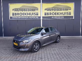 škoda osobní automobily Peugeot 208 1.2 PureTech Active Pack 2021/11